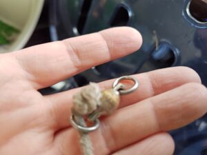 スイベル　金具